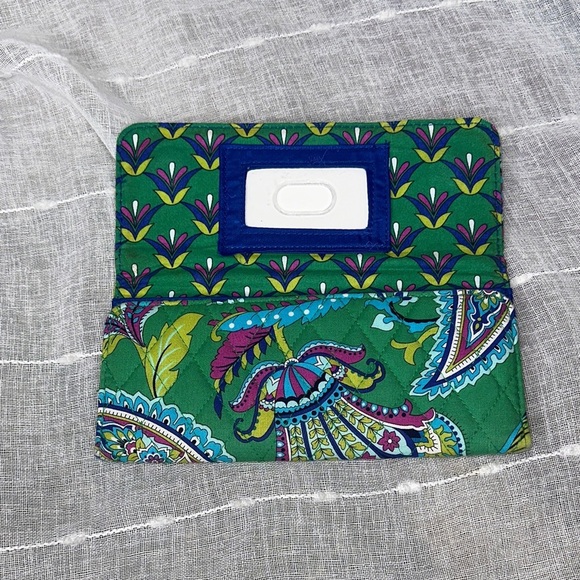 Vera Bradley Emerald Paisley Pattern Trifold Long Wallet w/Magnetic Closure NWOT - Picture 7 of 16